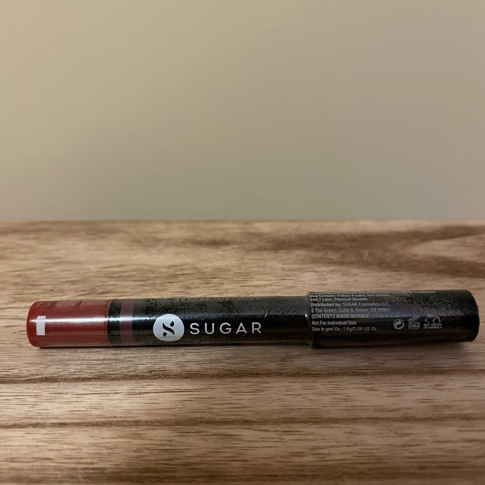 Sugar brown lip crayon